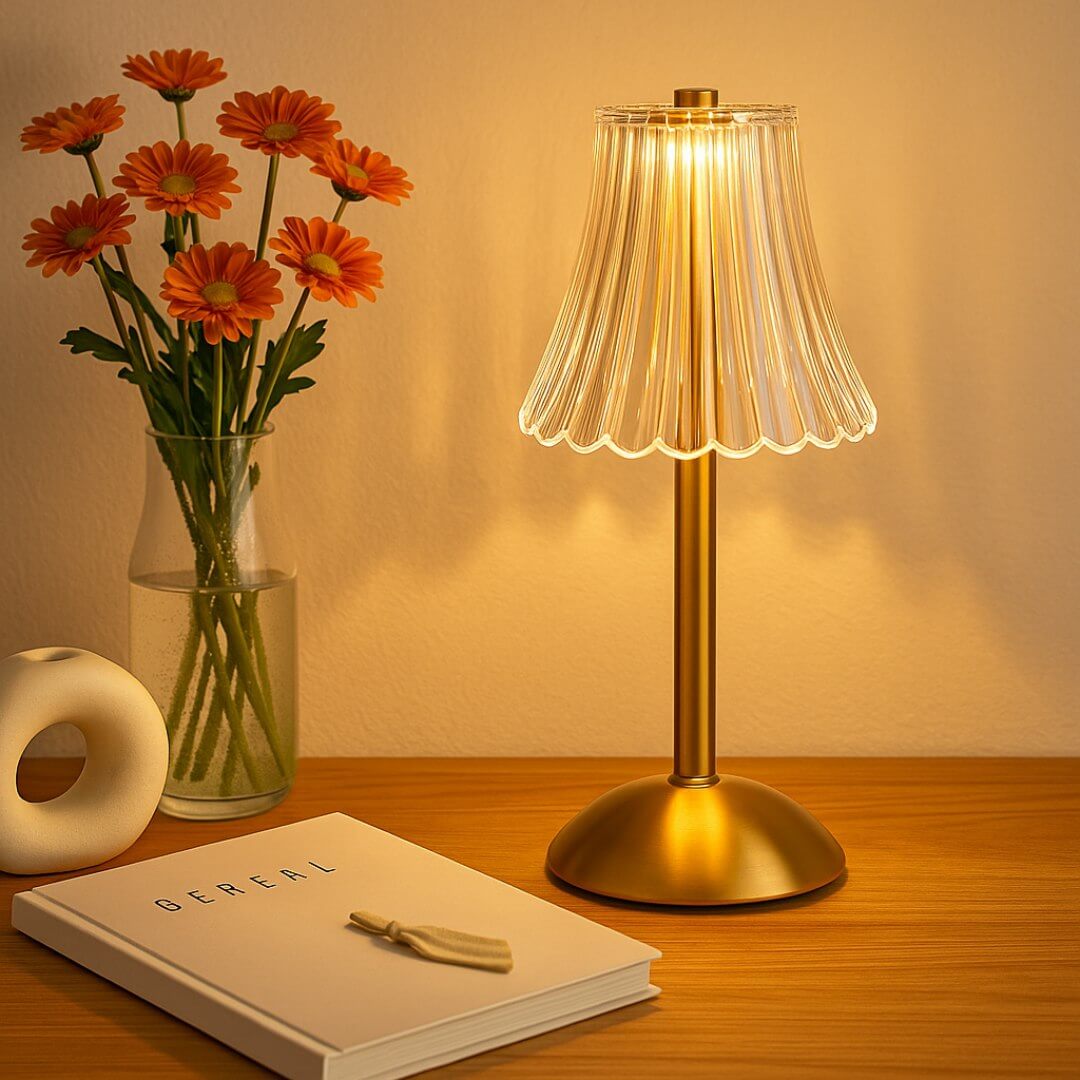 Luminária de Mesa Golden Glow