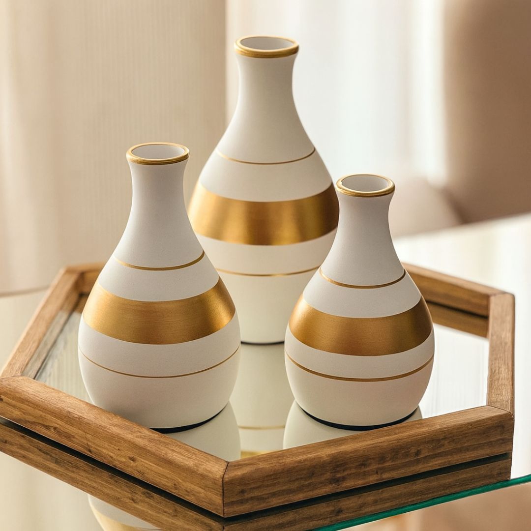 Kit 3 Vasos com Faixas Douradas em Cerâmica