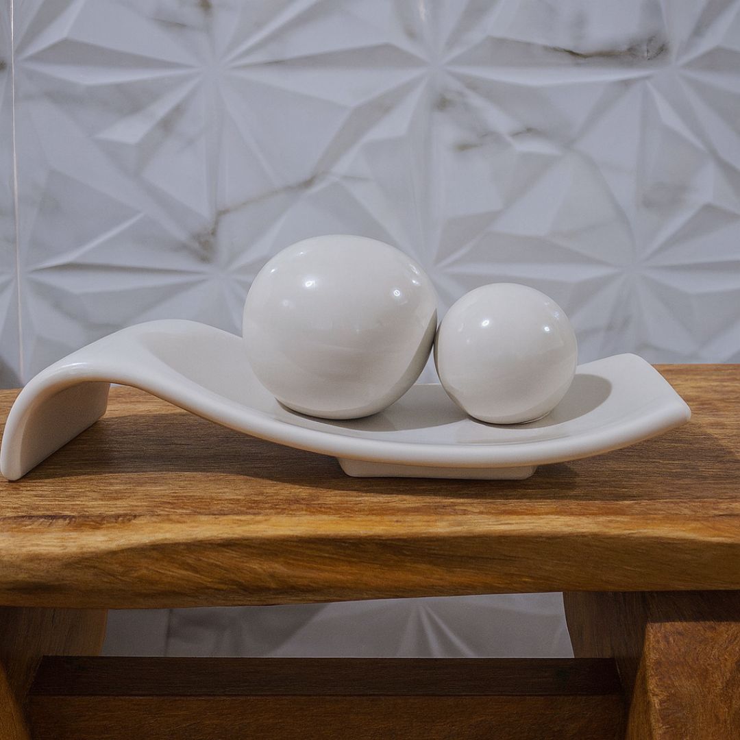 Enfeite de Cerâmica com Esferas