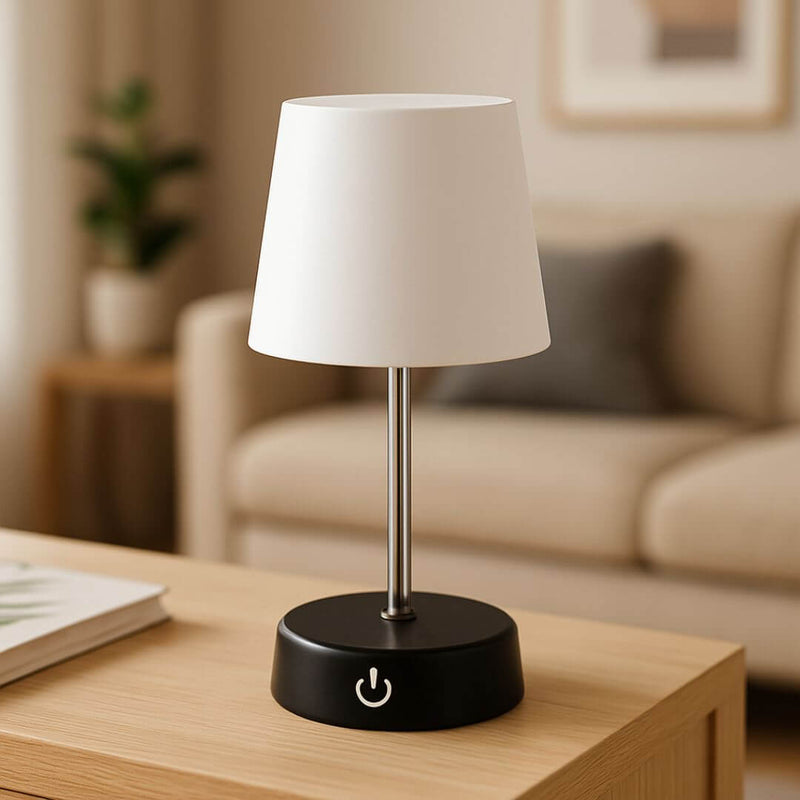 Abajur de mesa touch USB iluminando ambiente minimalista

