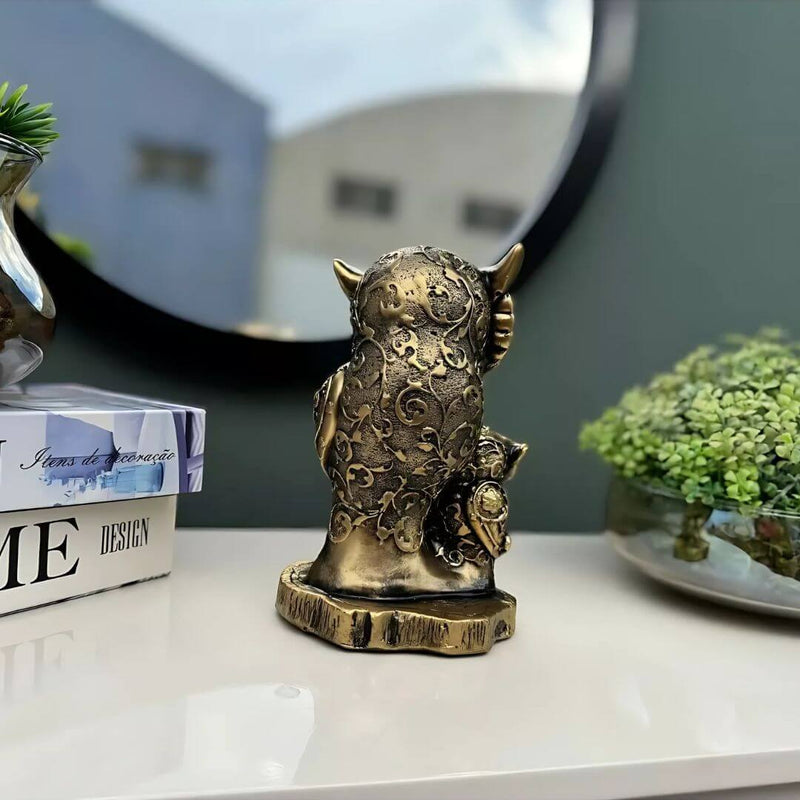 Enfeite de corujas artesanais com detalhes florais para sala ou escritório

